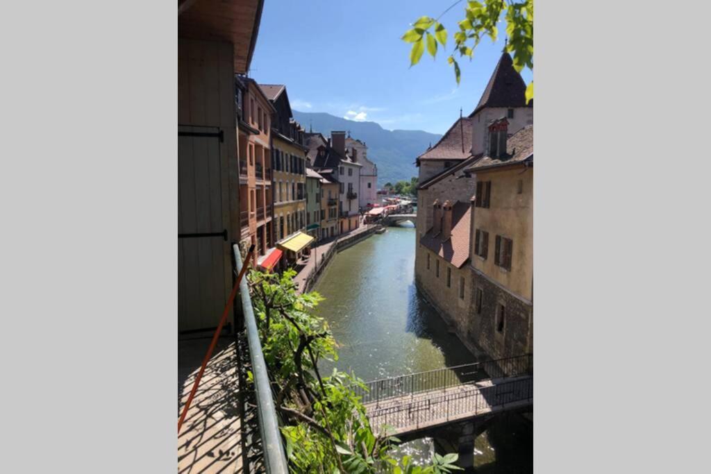 Le Rousseau Apartamento Annecy Exterior foto