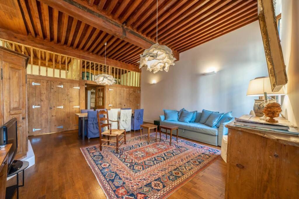 Le Rousseau Apartamento Annecy Exterior foto